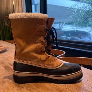 Sorel Men's Tan and Black Boots